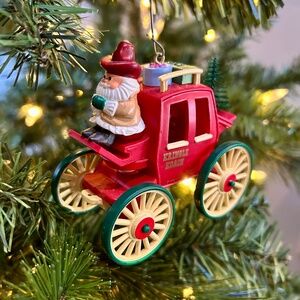 Kringle Koach, Hallmark Collector’s Series 1988, Vintage Christmas Ornament